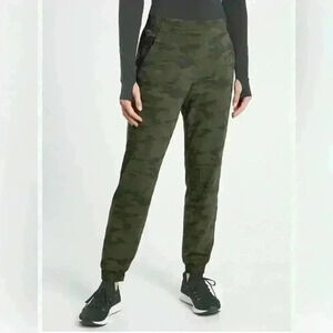 Athleta Brooklyn Textured Lined Jogger